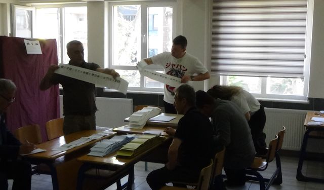 İnegöl'de Meclis üyeleğinde ve başkanlık seçiminde son durum