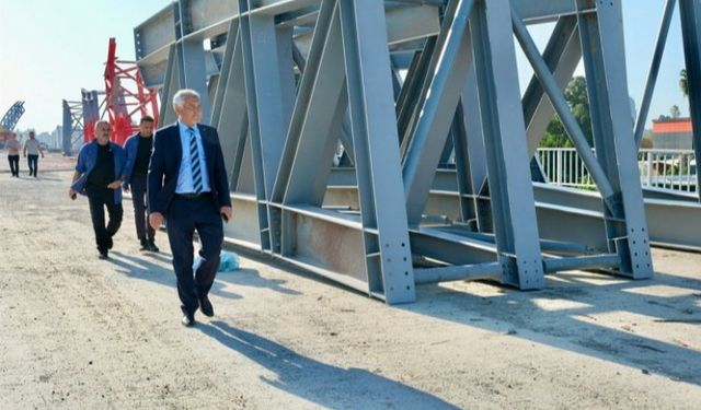 Adana Yavuzlar Köprüsü'nde sona yaklaşıldı