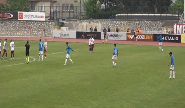 İnegölspor kendi evinde 90+3 yıkıldı