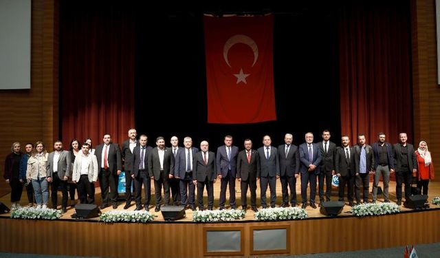 Cumhurbaşkanı Başdanışmanı Sertçelik, Kayseri Üniversitesi'nde konferans verdi