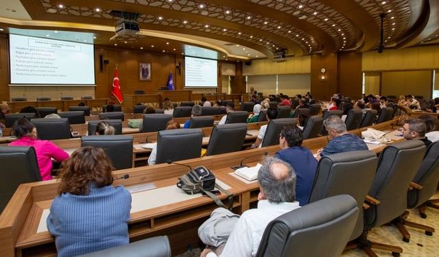 Bursa Büyükşehir'de 'stratejik' eğitim