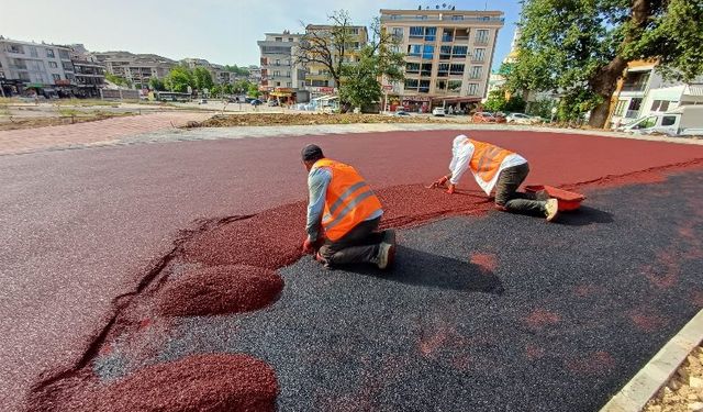 Bursa Osmangazi'de yeni parklar şekilleniyor