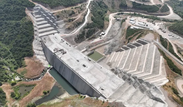 Bursa Karacabey'deki Gölecik Barajı şekilleniyor