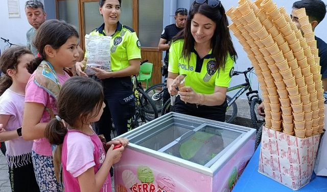 Düzce Emniyeti'nden serinleten eğitim