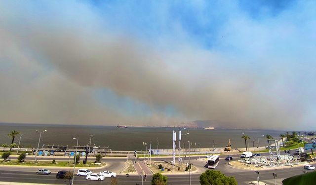 İzmir yanıyor! Evlerinizi boşaltın uyarısı geldi