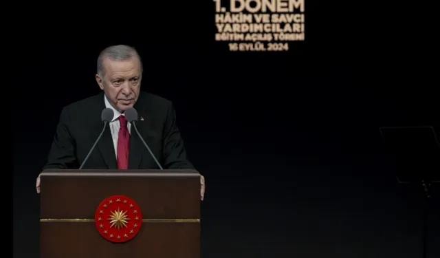 Cumhurbaşkanı Erdoğan: Adaletin tecellisine destek vermeliyiz