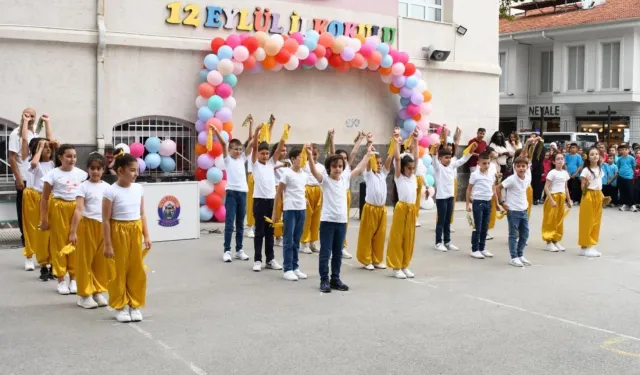 İlköğretim Haftası Mudanya'da etkinliklerle kutlandı