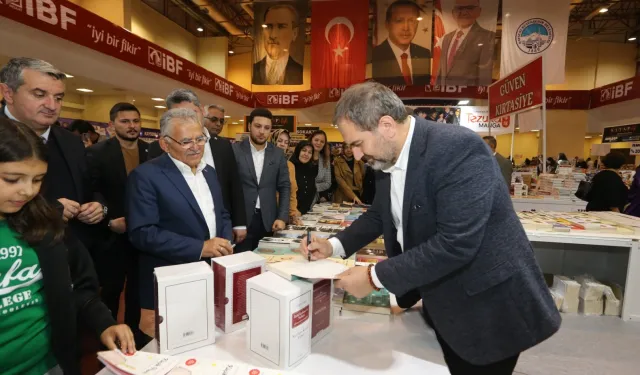 Kayseri’yi rekor kıran “7’nci Kitap Fuarı” heyecanı sardı