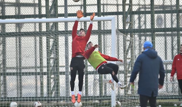 İnegölspor Altay maçı hazırlıklarını sürdürüyor