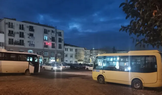 Edirne Keşan köy garajlarına aydınlatma ve durak istiyor!