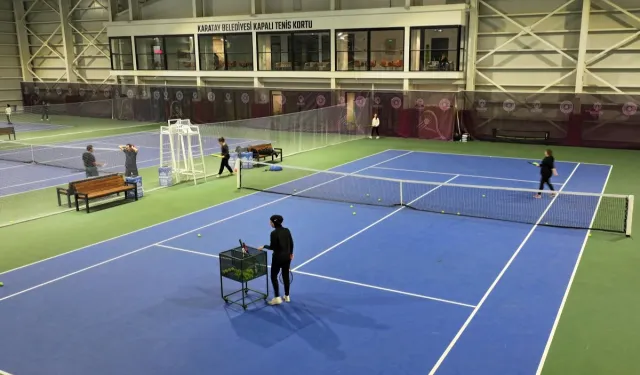 Konya Karatay tenis tutkunlarının yeni mekanı oldu