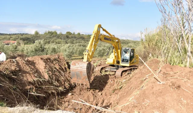 Manisa Büyükşehir 10 yıldır temizlenmeyen derelere el attı