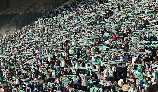 Çocuklar Bursaspor coşkusunu Büyükşehir’le yaşadı