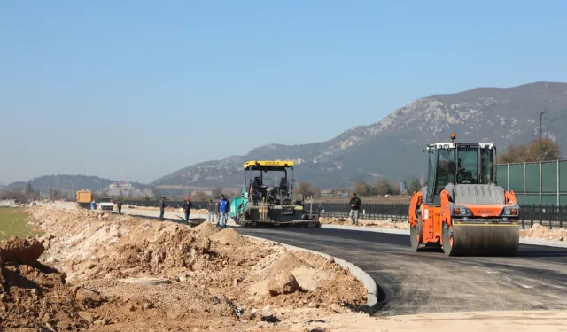 Muğla'da AVM bağlantı yolunda son rötuşlar