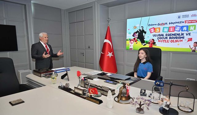 Başkan Mustafa Bozbey, koltuğunu geleceğin başkanlarına devretti