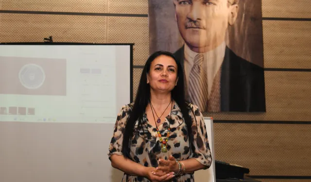 Bursa Osmangazi'de Belediye personeline farkındalık eğitimi