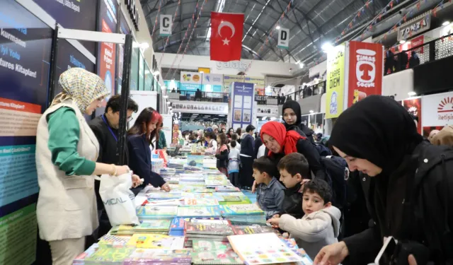 Bursa İnegöl 9. Kitap Günleri Başladı