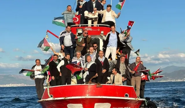 Bursa Mudanya sahilinden 'Sumud Filosu'na destek