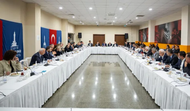 İzmir'de su krizi masaya yatırıldı