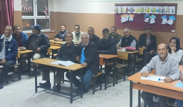 Keşan'da triportör hak sahiplerine özel okuma yazma kursu