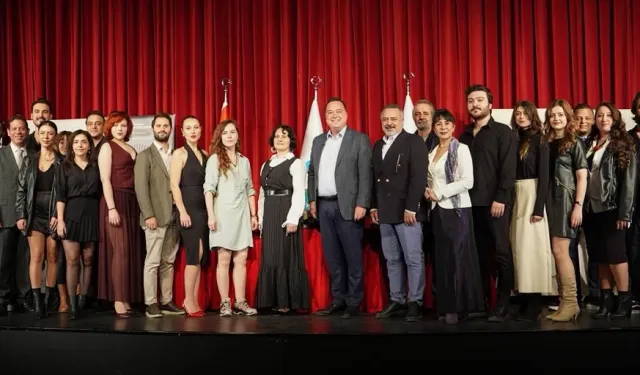 Manisa'da tiyatro sezonu Shakespeare'le açılıyor
