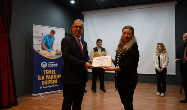 Sakarya temel ilk yardım eğitimleriyle bilinçlendiriyor