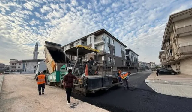 İnegöl Belediyesi'nden 3 bölgede asfalt hamlesi