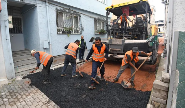 Bursa Osmangazi'de eski asfaltlar yenileniyor