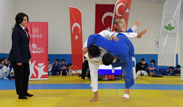 Bursa Osmangazili judocular madalyaya doydu