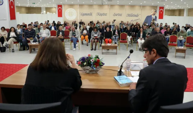 Muğla Büyükşehir Kitap Kulübü'nün okuma eylemi toplumsal deneyime dönüşüyor