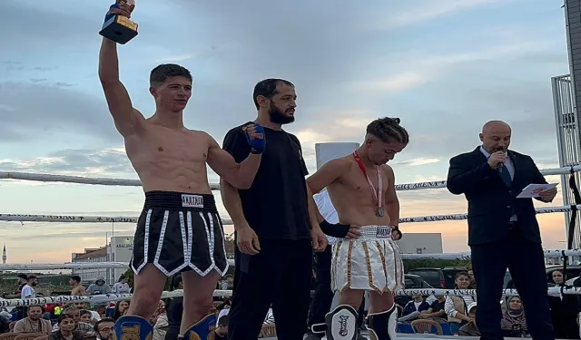 Pazaryeri Spor Kulübü'nden kick boksta büyük başarı