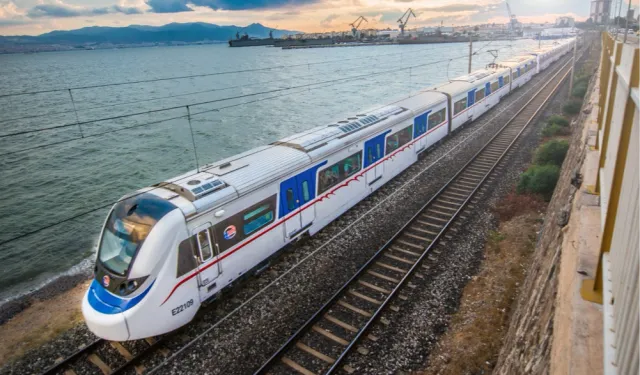 TCDD'den İZBAN'ın hat kullanım bedellerine yüzde 24 zam