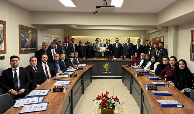 Ak parti'den İnegölspor'a destek