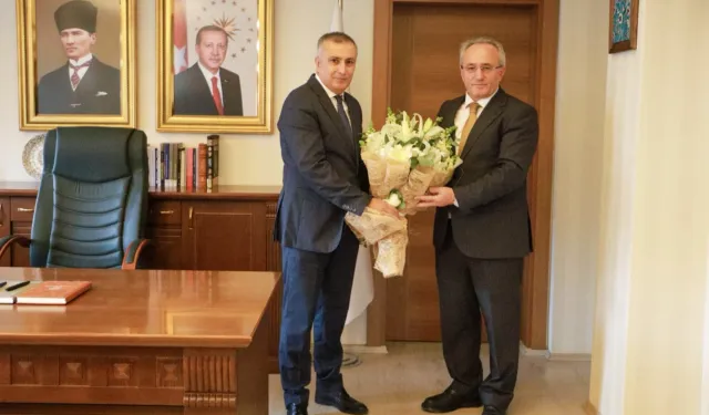 Bursa İl Millî Eğitim Müdürlüğünde devir teslim töreni