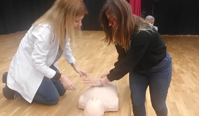 Bursa Turist Rehberleri Odası üyelerini her yönden eğitiyor