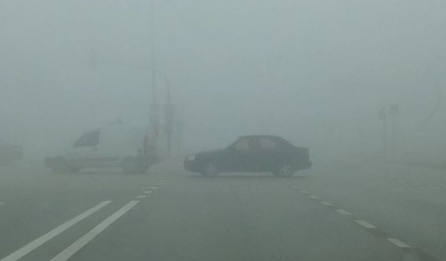 İnegöl'de yoğun sis etkili oluyor
