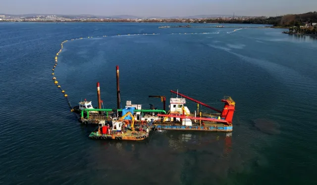 İzmit Körfezi temizlik projesi Türkiye'ye örnek oluyor