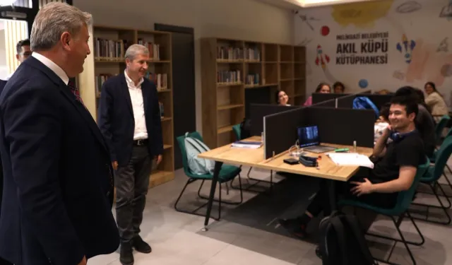Kayseri Melikgazi'nin Akıl Küpü Kütüphaneleri ışık saçıyor