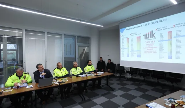 Kayseri protokolü Trafik Kontrol Merkezi'nde