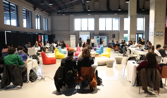 Nilüfer'in sorunlarına gençlerden yapay zeka destekli çözümler