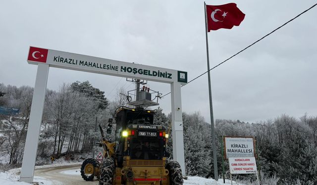 Bursa Osmangazi’de Kar Sonrası Buzlanmaya Karşı Seferberlik