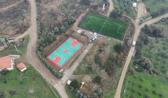 Sakarya Geyve'de spor sahaları hizmete gün sayıyor