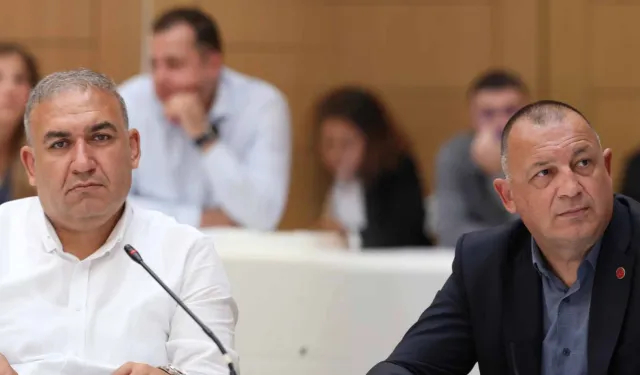 Şile Belediyesi'nin tutuklu CHP'li meclis üyeleri istifa etti!