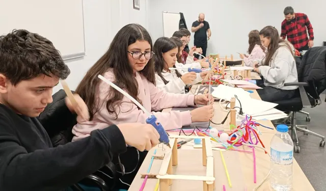 Bursalı öğrenciler BURULAŞ’ta hem eğlendi hem öğrendi