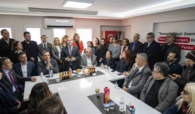 CHP Genel Başkan Yardımcısı Karabat'tan Bornova'ya tam not