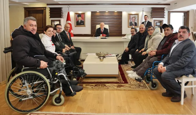 Erzurum'da Engelliler Meclisi'nden Başkan Sekmen'e ziyaret