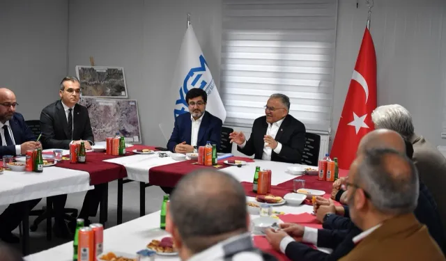 Kayseri Büyükşehir'den YHT projesine yakın takip