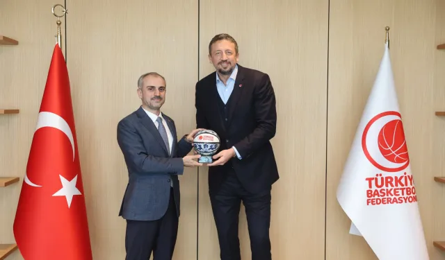 Kocaeli Çayırova'dan Basketbol Federasyonu'na ziyaret