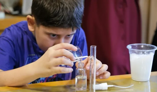 Kocaelili çocuklar 'Okula Bi Mola'da bilimle buluştu
