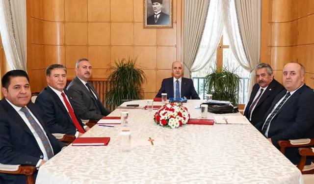 Kurtulmuş, siyasi parti temsilcileriyle rapor için buluştu